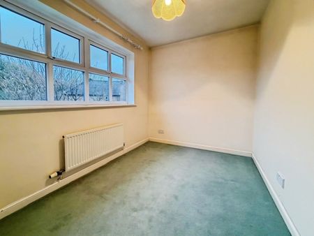 3 bedroom House To Let - Photo 5