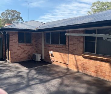 Neat & Tidy Villa - Photo 2