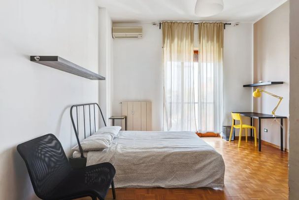 Via Curtatone, Milan, Lombardy 20122 - Photo 1