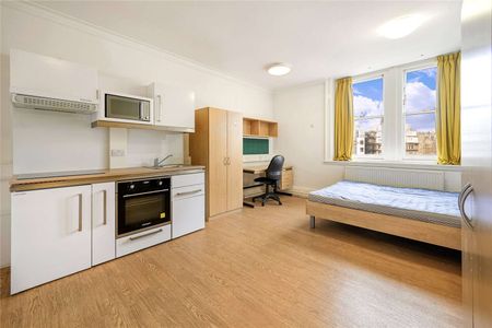 Studio with en-suite bathroom and private kitchenette plus amenities in highly regarded student accommodation situatied off Trafalgar Square. All bills included. Furnished. 24/7 security. - Photo 2