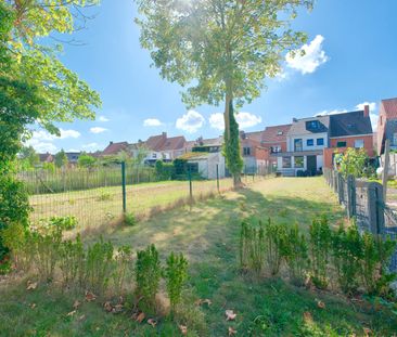 LICHTERVELDE - Woning met 2 slpks en RUIME dubbele garage - Photo 4