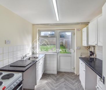 2 bedroom maisonette to rent - Photo 3