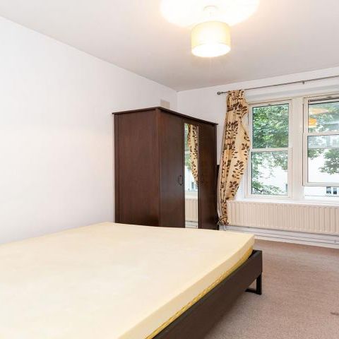 3 good size double bedrooms plus a spacious lounge in hackney - Photo 1