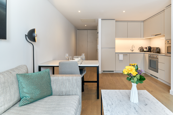 1 bedroom flat to rent - Photo 1