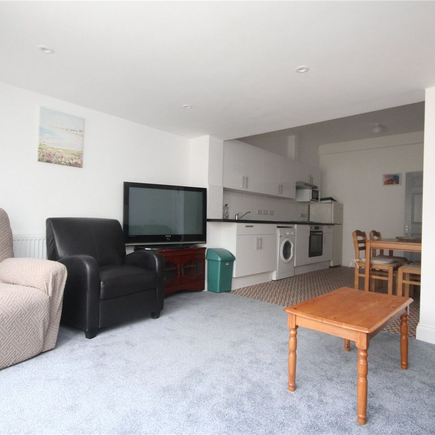 Bickersteth Road, London, SW17 9SH - Photo 1