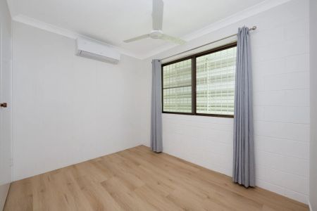 Relax in Style – Spacious Cranbrook Home with Indoor Spa! - Photo 3