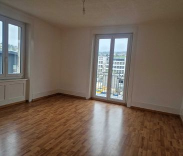 APPARTEMENT DE 3 PIECES AU 1ER ETAGE AVEC BALCON - Photo 4