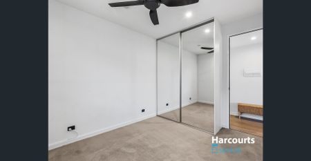 Fully Furnished Urban Living with Spacious Balcony - Photo 3