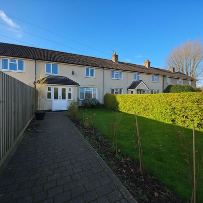 3 bedroom terraced house to rent - Photo 1