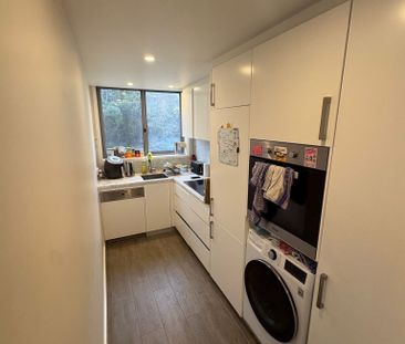 Middle Park - Photo 1