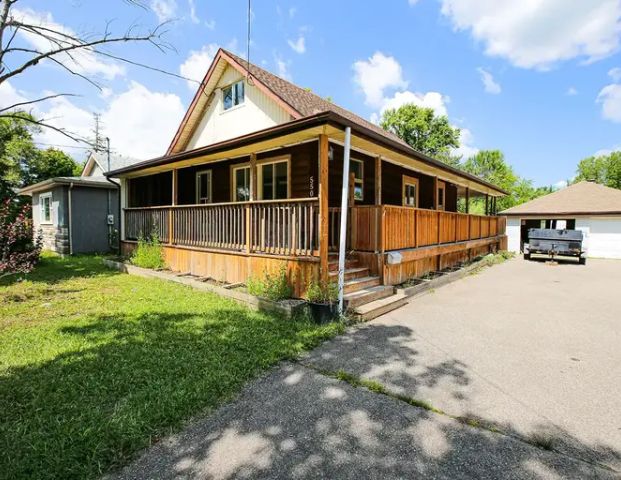 550 Thorold Road, Welland, Ontario, L3C 7L6, Canada | 550 Thorold Road, Welland - Photo 1