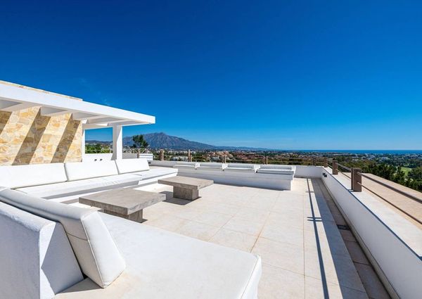 9 bedroom luxury Villa for rent in Benahavís, Andalusia