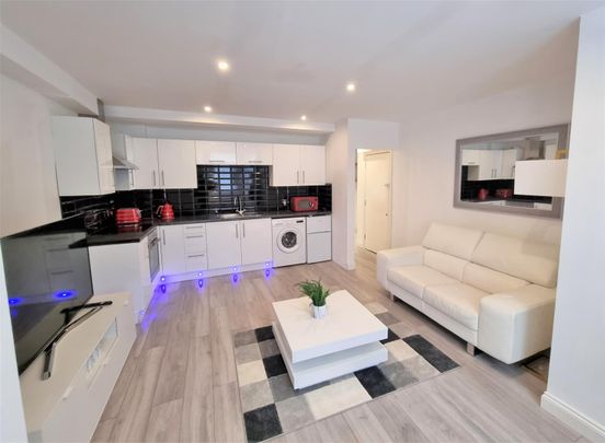 Kidderminster Road, Croydon - Photo 1