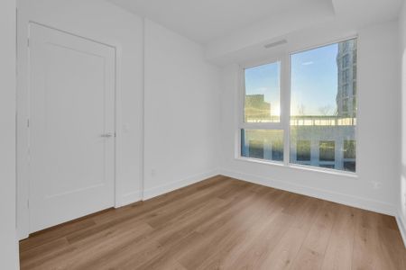 For Lease - 60 Central Park Roadway N/A Unit# 611, Toronto, Ontario - Photo 2