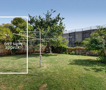 73 Therese Avenue, Mount Waverley - Photo 2