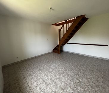 Location Appartement 3 pièces 44m² LE CREUSOT 71200 - Photo 3