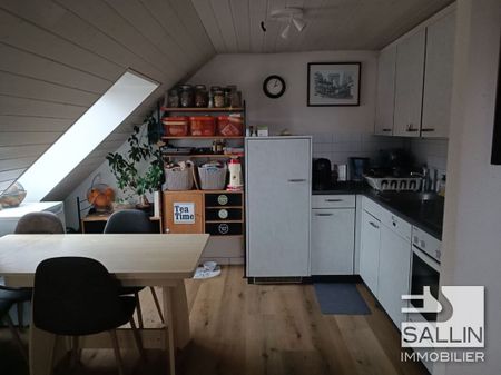 LUMINEUX APPARTEMENT DE 3½ PIECES MANSARDE - Photo 3