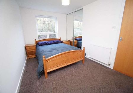 Strathblane Gardens, Glasgow, G13 - Photo 3