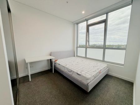 2 bed 2 bath-210 - Photo 4