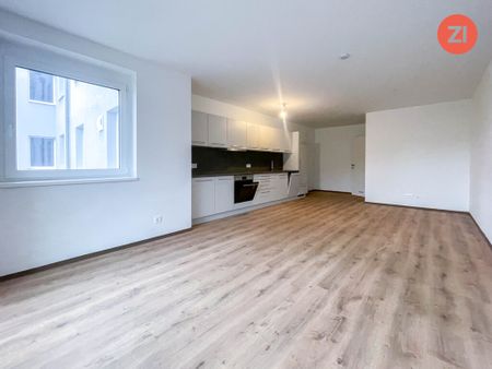 Schöne geförderte 4- Zimmer-Wohnung nahe der Autobahn S10 - Photo 4