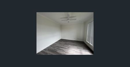 4 BEDROOM HOME - Photo 4