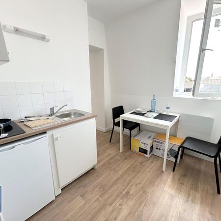 Location Appartement 2 pièces 18m² VALENCIENNES 59300 - Photo 3