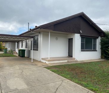 Cozy 1 bedroom unit with modern comforts! - Photo 6