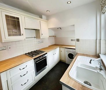 2 bedroom terraced house to rent - Photo 4