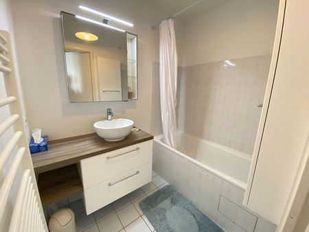 Location Appartement 3 pièces 65m² - Photo 4