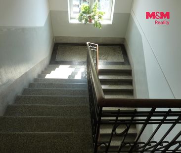 Pronájem bytu 2+1 80 m², Husovo náměstí 624, Náchod - Photo 1