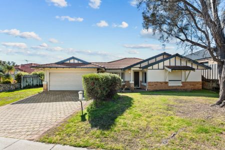 “Spacious Family Home for Rent in the Heart of Currambine” - Photo 4