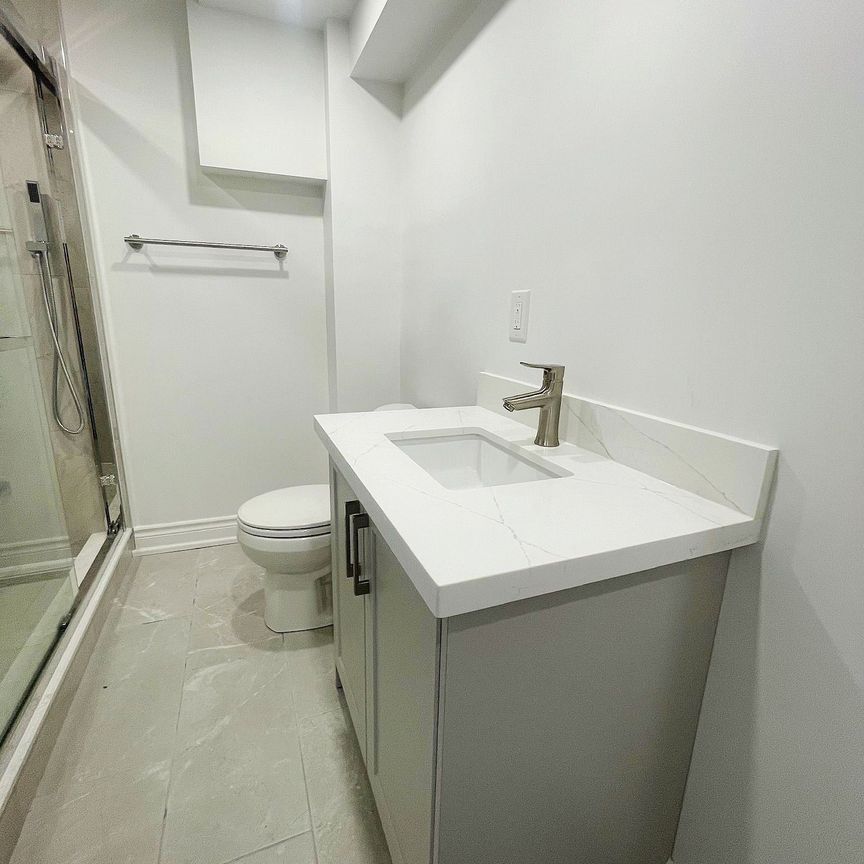 For Lease - 37 Ben Sinclair Avenue Unit# Basement, East Gwillimbury, Ontario - Photo 1