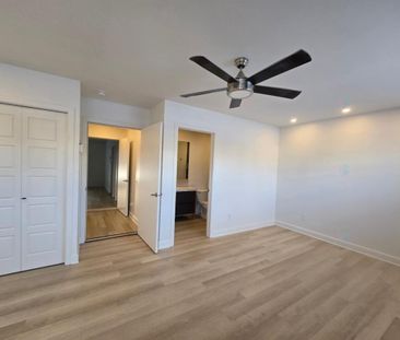 298 8e Avenue - Photo 3