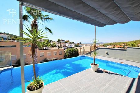 3 room luxury House for rent in Sitges, Catalonia - Photo 5