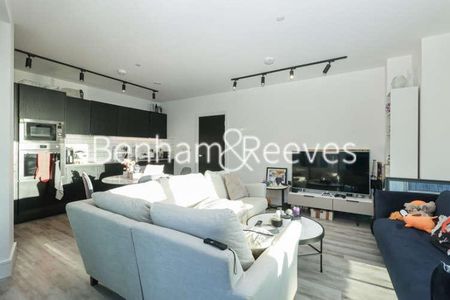Portal Way, Acton, W3 - Photo 4