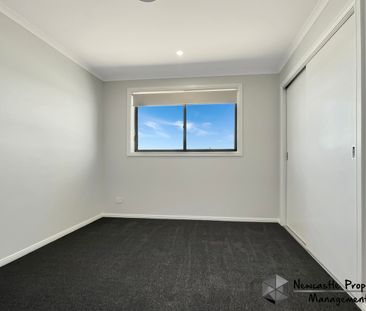 13 Glasspond Street, Chisholm - Photo 2