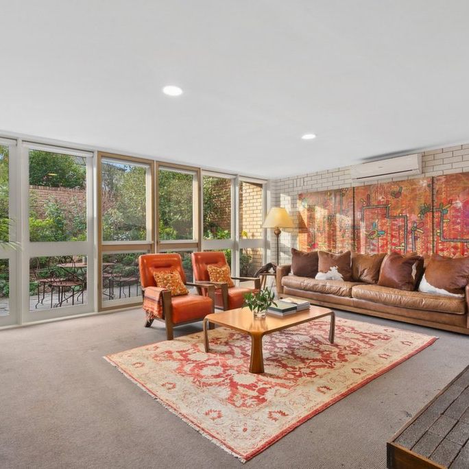 Unique, Meticulously Maintained and Architectually Designed Mid-Century Oasis in Highly Sought-After Balwyn High School Zone - Photo 1