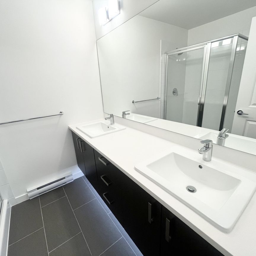 Spacious and Bright! Brand New Two Bedroom and Den in Convenient Fleetwood - Photo 1