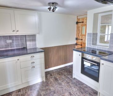 4 bedroom detached house to rent - Photo 5