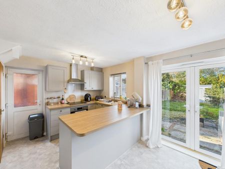 3 bedroom terraced house to rent - Photo 5