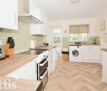 2 bedroom detached bungalow to rent - Photo 5