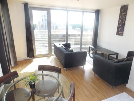 2 bedroom apartment to rent - Photo 3