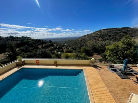 TH2023430 - Five bedroom villa with pool - Photo 2