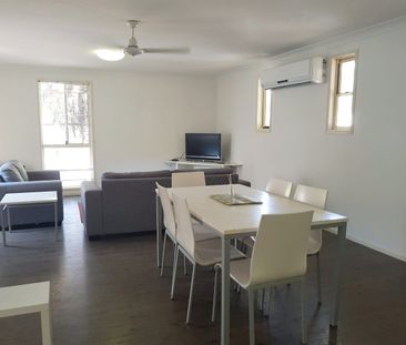 Charming Family Home in Peaceful Jubilee Pocket - 6 Month Lease - Photo 1