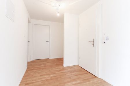 Schöne 2.5 Zimmer-Wohnung am Musical Theater - Photo 2