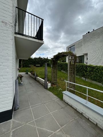 Rustig gelegen 2 slaapkamer hoekappartement te huur - Foto 4