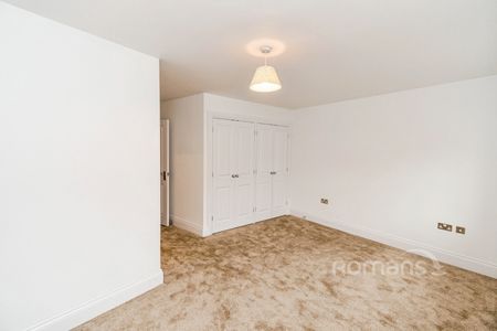 4 bedroom property to rent - Photo 2