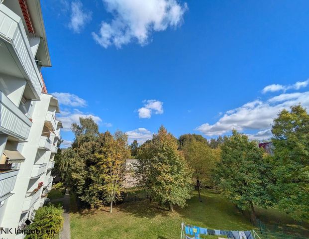 ++ großzügiges Wohnen mit Balkon: schicke 3-Raum-Wohnung in ruhiger Wohngegend - Limbach-O. ++ - Foto 1