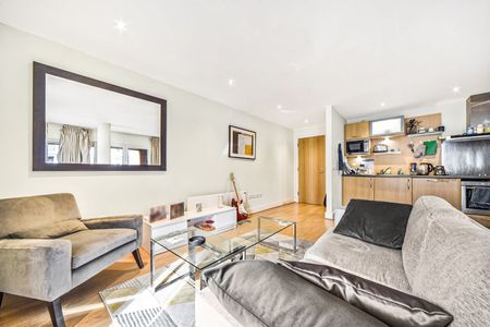 2 Bed Flat, Meridian Court, SE16 - Photo 5