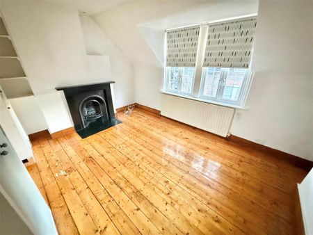 3 bedroom end of terrace house to rent - Photo 3